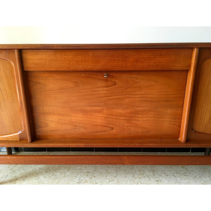 Vintage Scandinavian sideboard in teak by Gerhard Berg