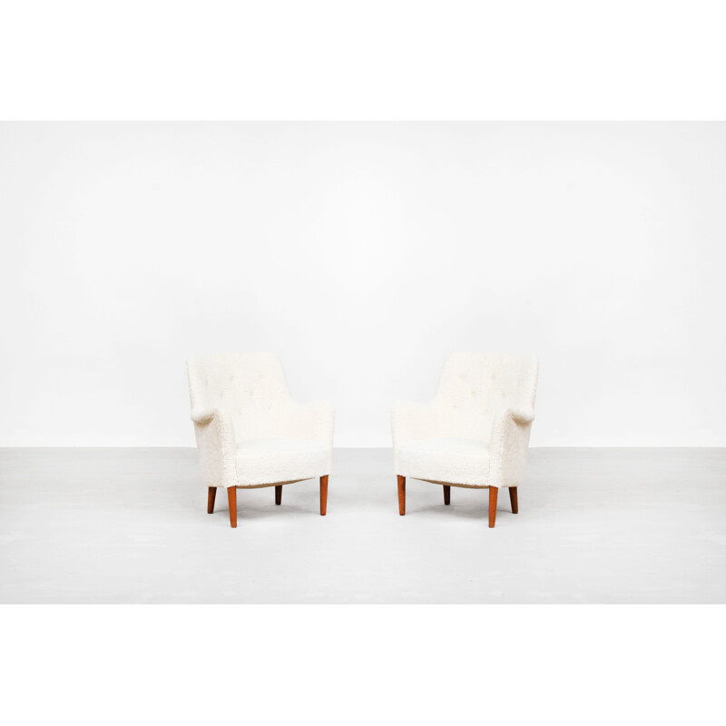 Pair of vintage armchairs in beechwood