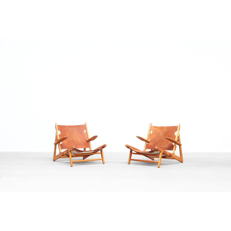 Pair of vintage Hunting Lounge Chairs by Børge Mogensen for Fredericia