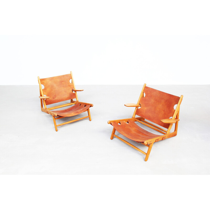 Pair of vintage Hunting Lounge Chairs by Børge Mogensen for Fredericia