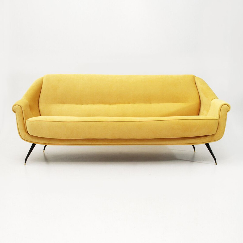 Vintage Italian sofa in yellow velvet