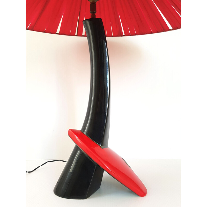 Vintage red and black ceramic lamp
