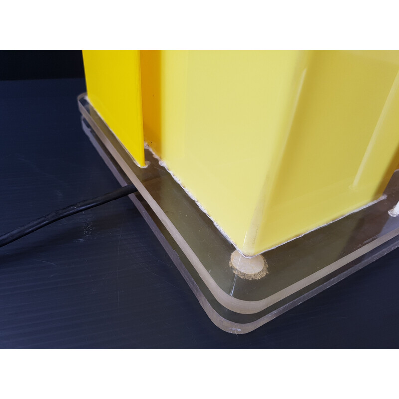 Yellow table lamp in plexiglas