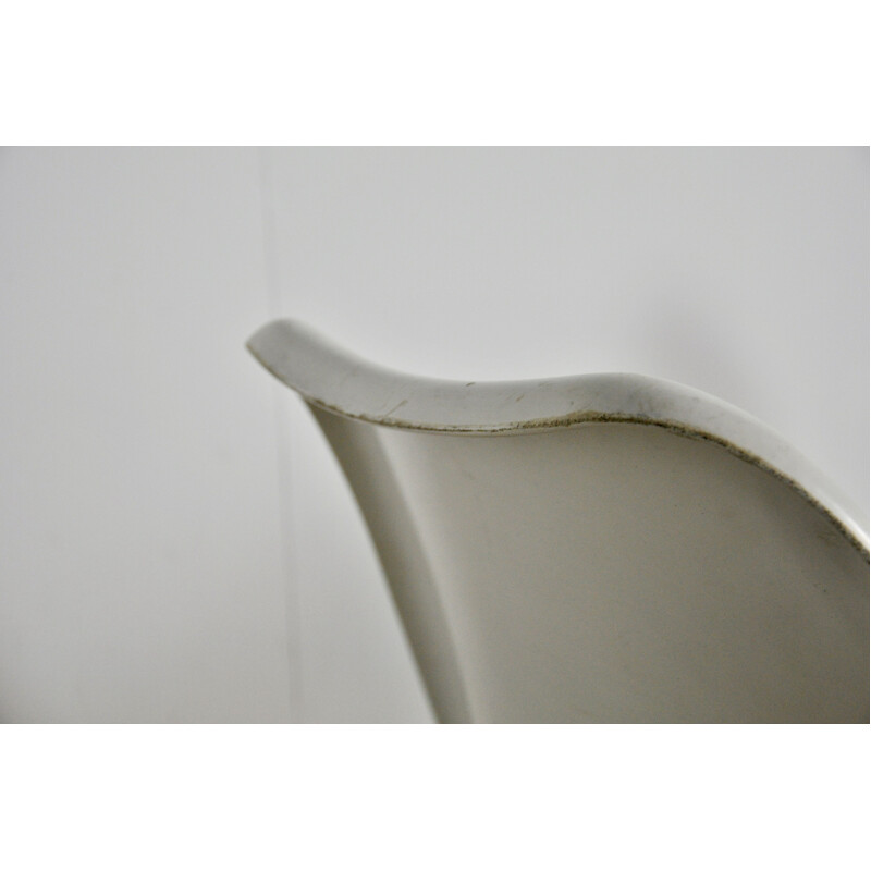 Suite de 6 chaises vintage par Eero Saarinen pour Knoll International