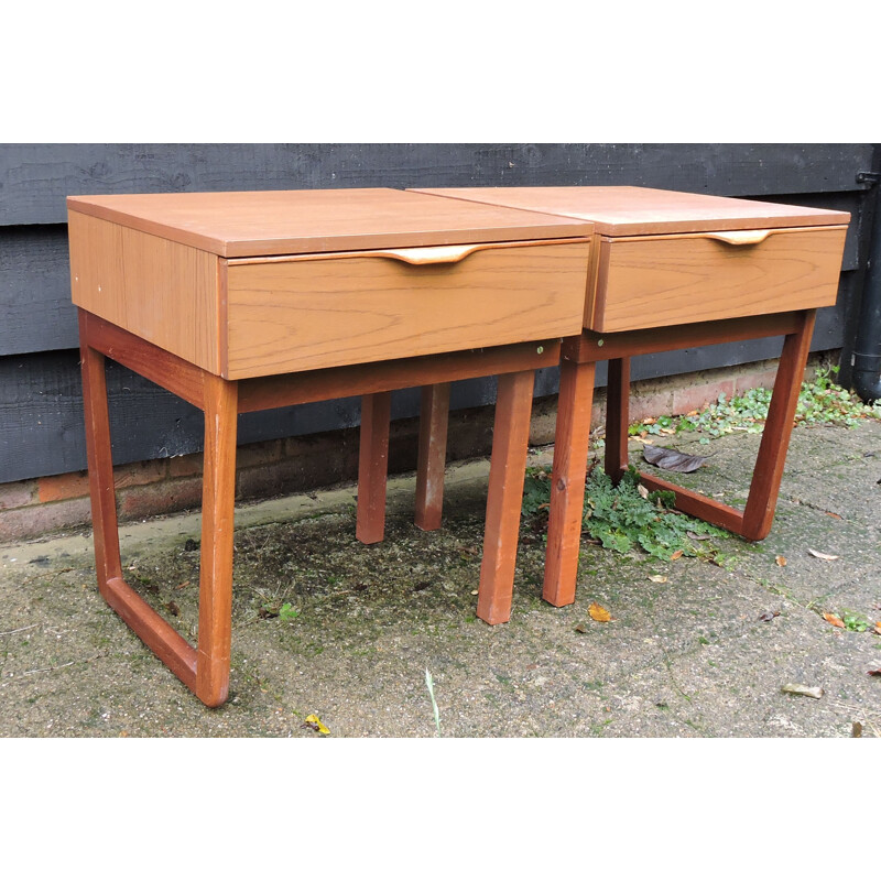 Suite de 2 tables de chevets vintage par Europa