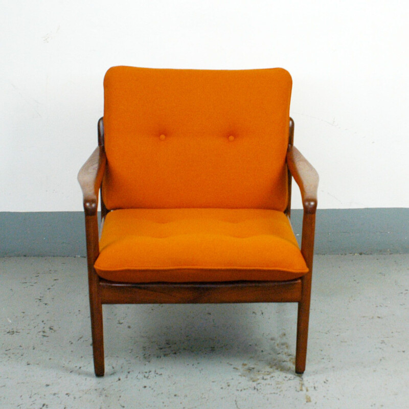 Vintage orange armchair in teak by Knoll Antimott