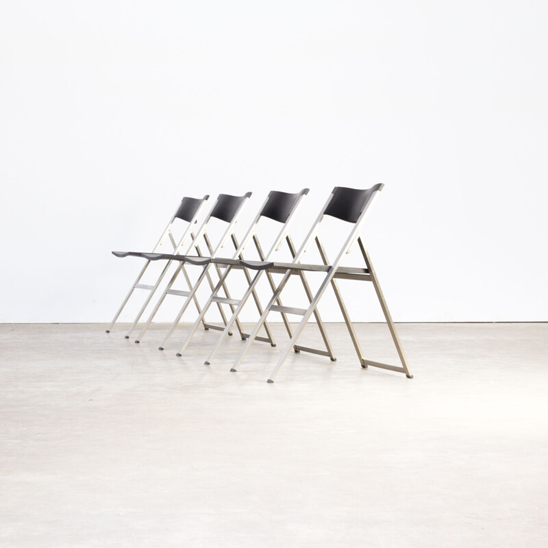 Set of 4 vintage folding chairs "P08" by Justus Kolberg for Tecno