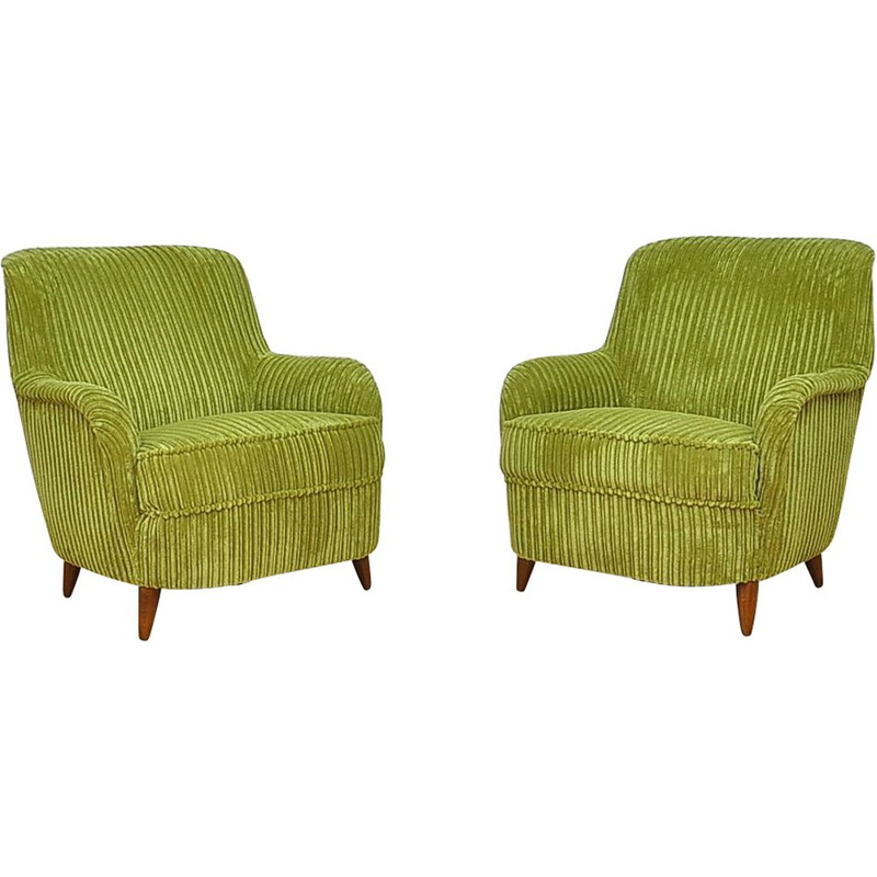 Set of 2 vintage green lounge chairs