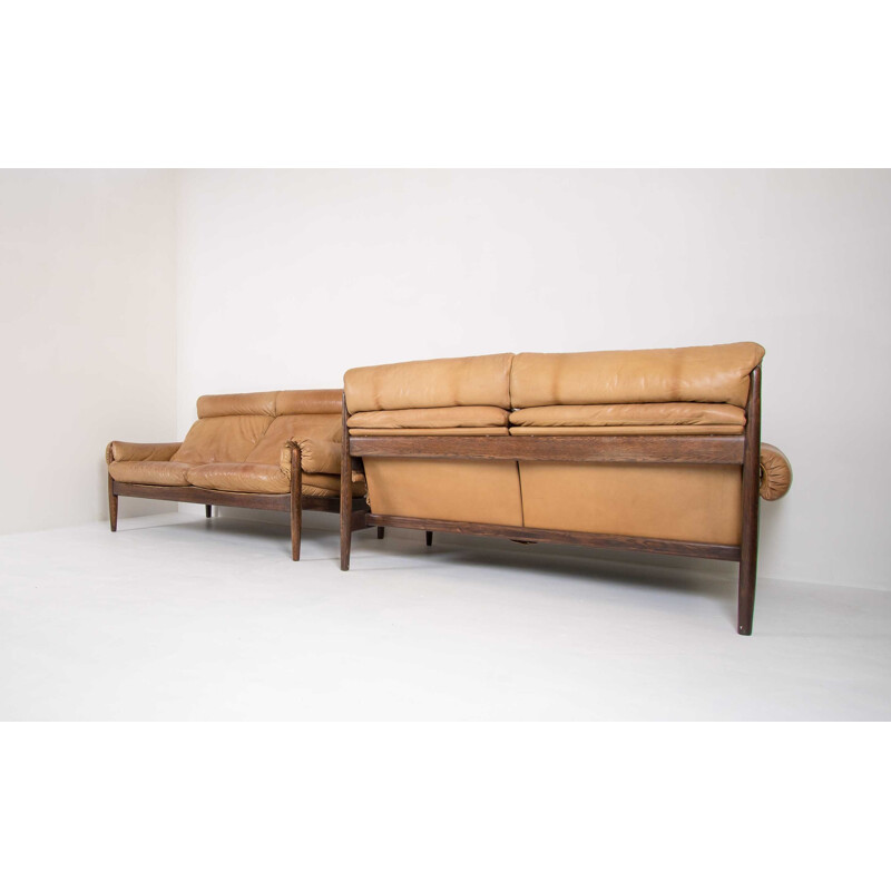 Living room set in leather and rosewood by Durlet