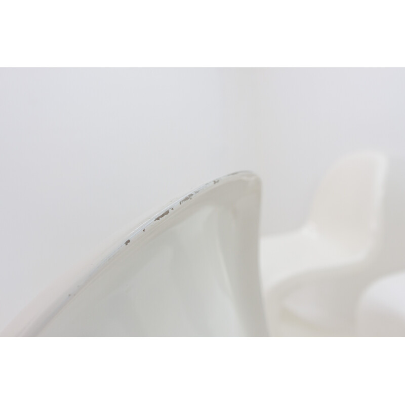 Suite de 5 chaises blanches par Verner Panton