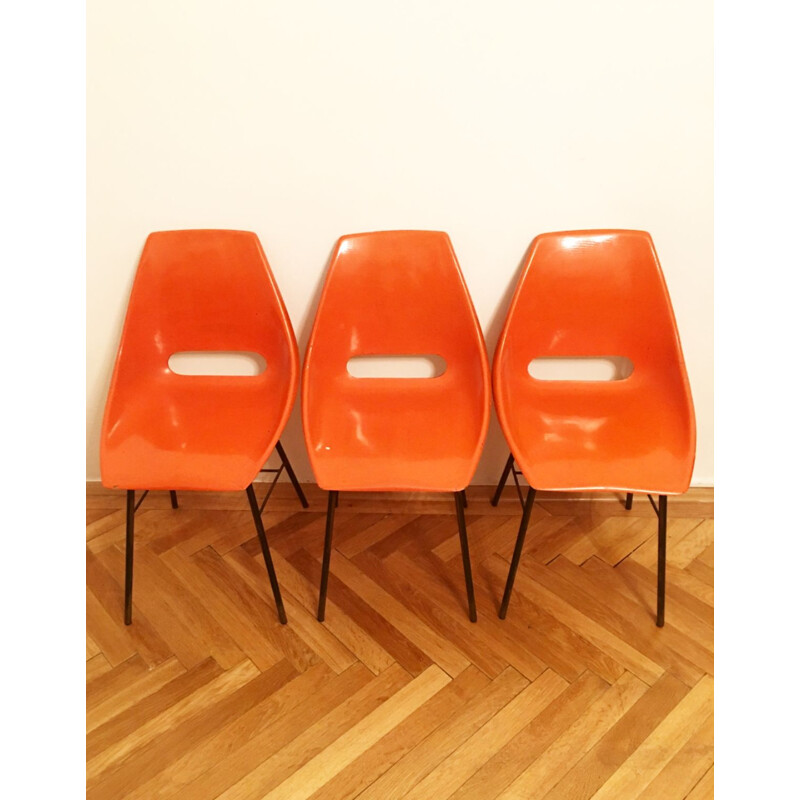 Suite de 3 chaises oranges par Miroslav Navratil pour Vertex