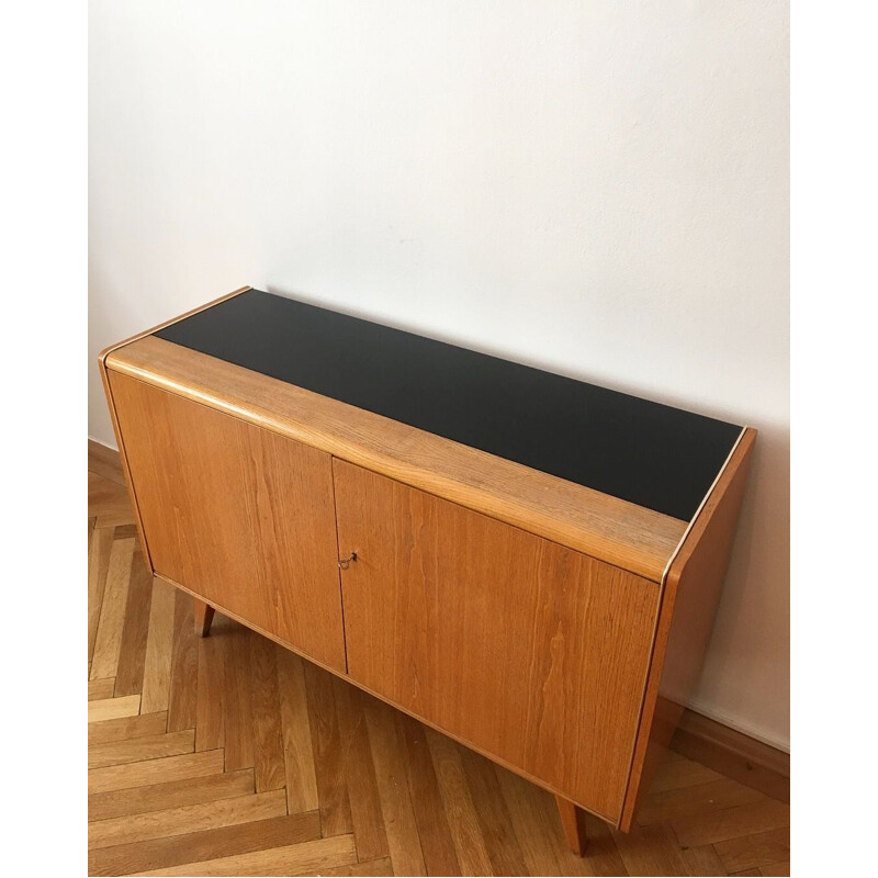 Vintage sideboard in wood by Jitona