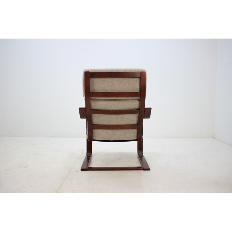 Vintage armchair in bent wood by Ton Czechoslovakia