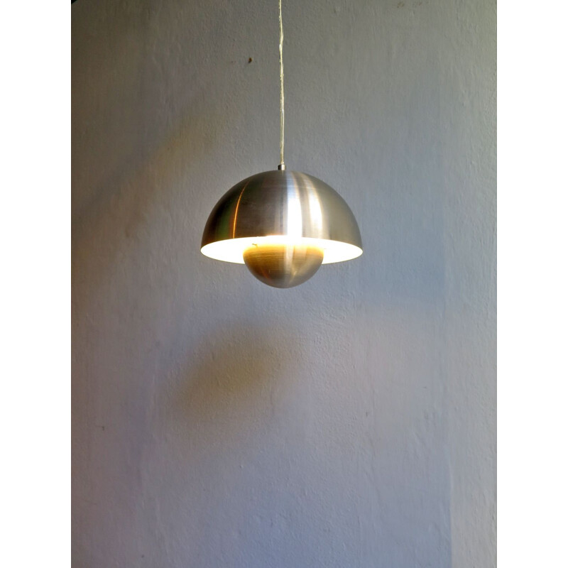 Vintage Scandinavian pendant lamp "Flowerpot" in aluminum