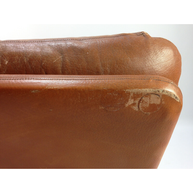 Vintage sofa for Artifort in brown leather and metal 1960