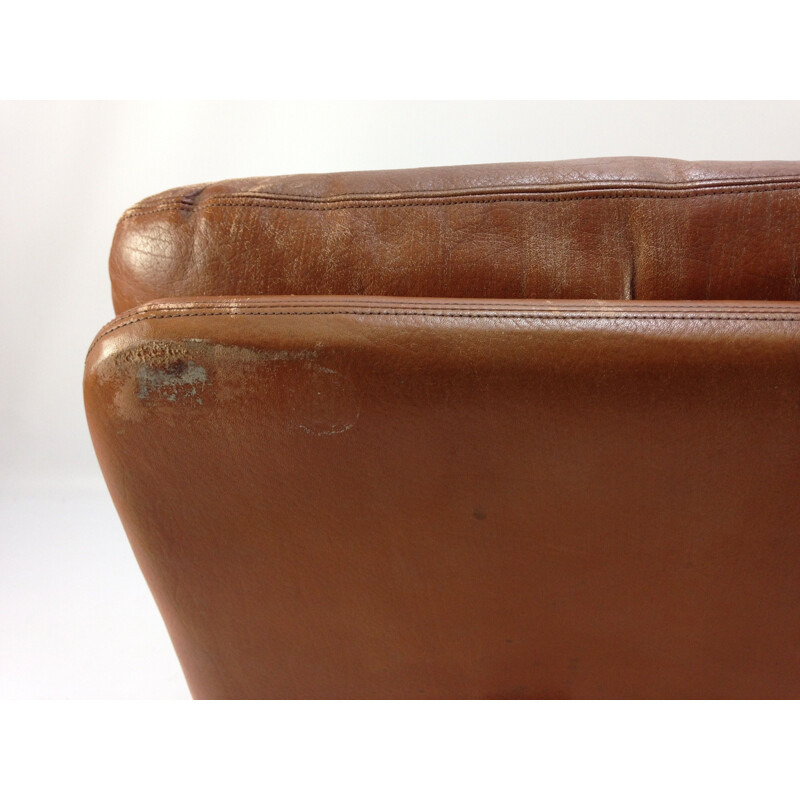 Vintage sofa for Artifort in brown leather and metal 1960