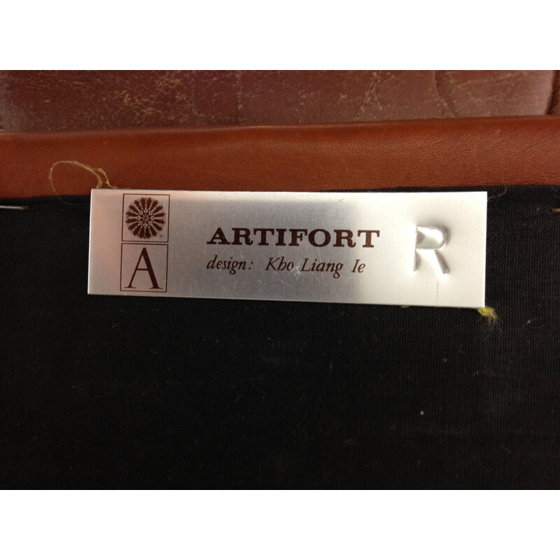 Vintage sofa for Artifort in brown leather and metal 1960