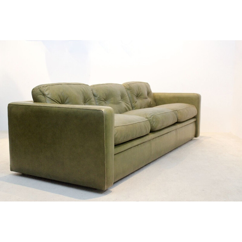 Vintage seating group by Poltrona Frau in Olive green leather 1970