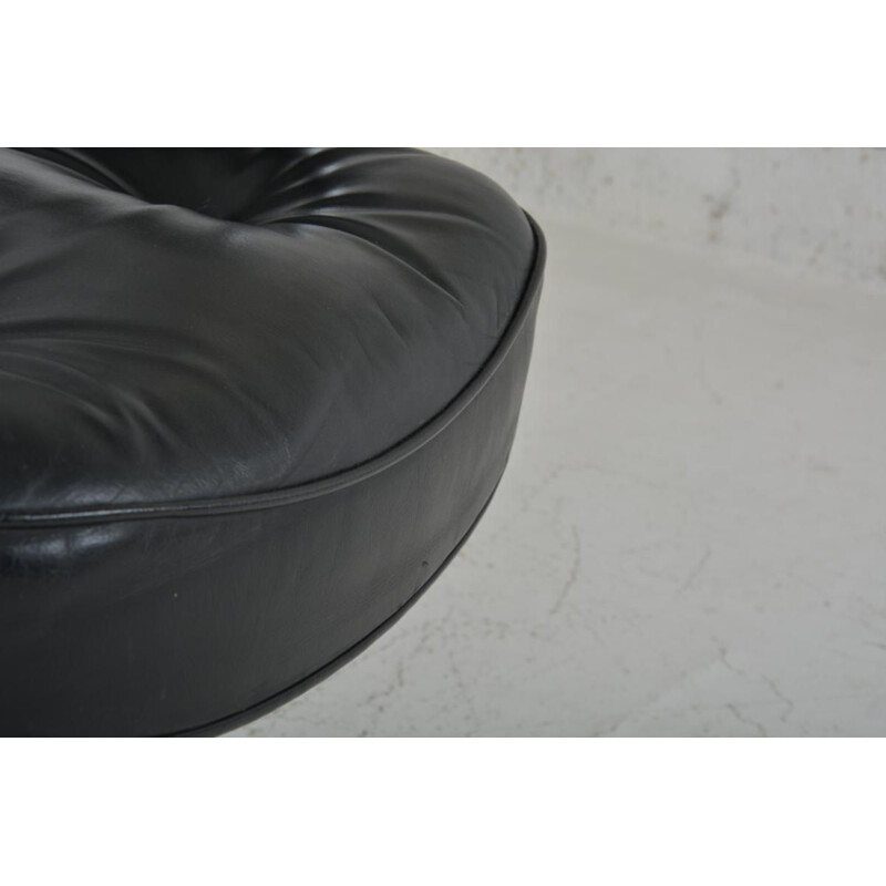 Vintage Lobby armchair for Herman Miller in black leather 1960