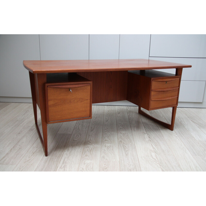 Vintage Scandinavian desk in teak