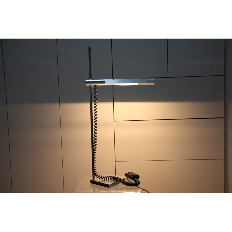 Lampe de bureau vintage en acier chromé par Swisslamps International