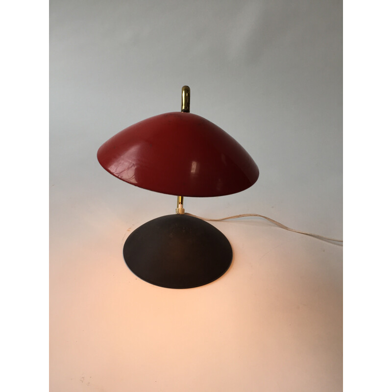 Lámpara de mesa vintage de metal, chapa y latón, 1950