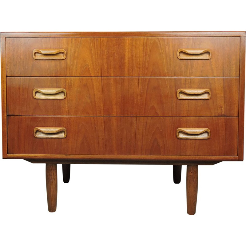Vintage teak chest of drawers from G-Plan