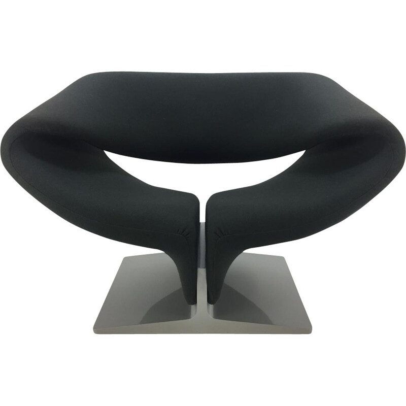 Vintage Ribbon Chair by Pierre Paulin for Artifort in black fabric