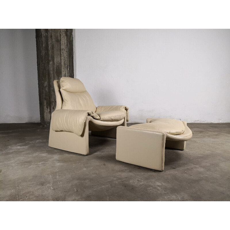 Pair of vintage armchairs in leather by Vittorio Introini for Saporiti Italia