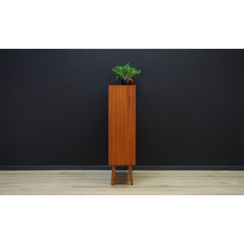 Vintage Scandinavian bookcase in teak