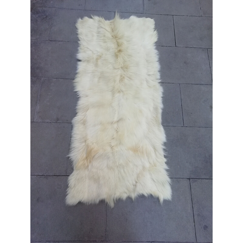 Tapis vintage blanc