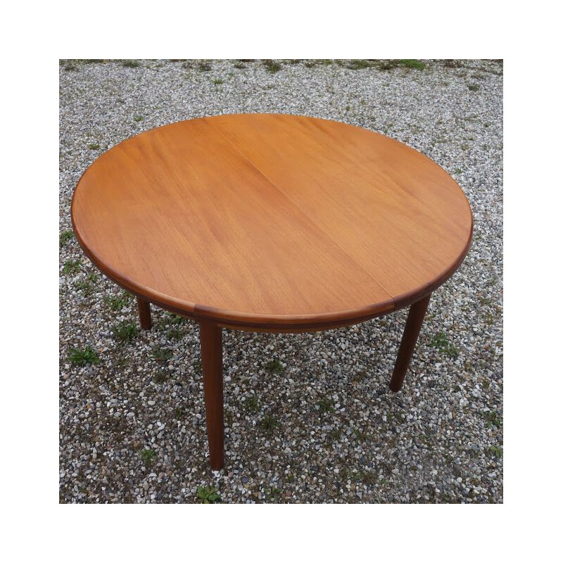 Vintage Danish round table teak