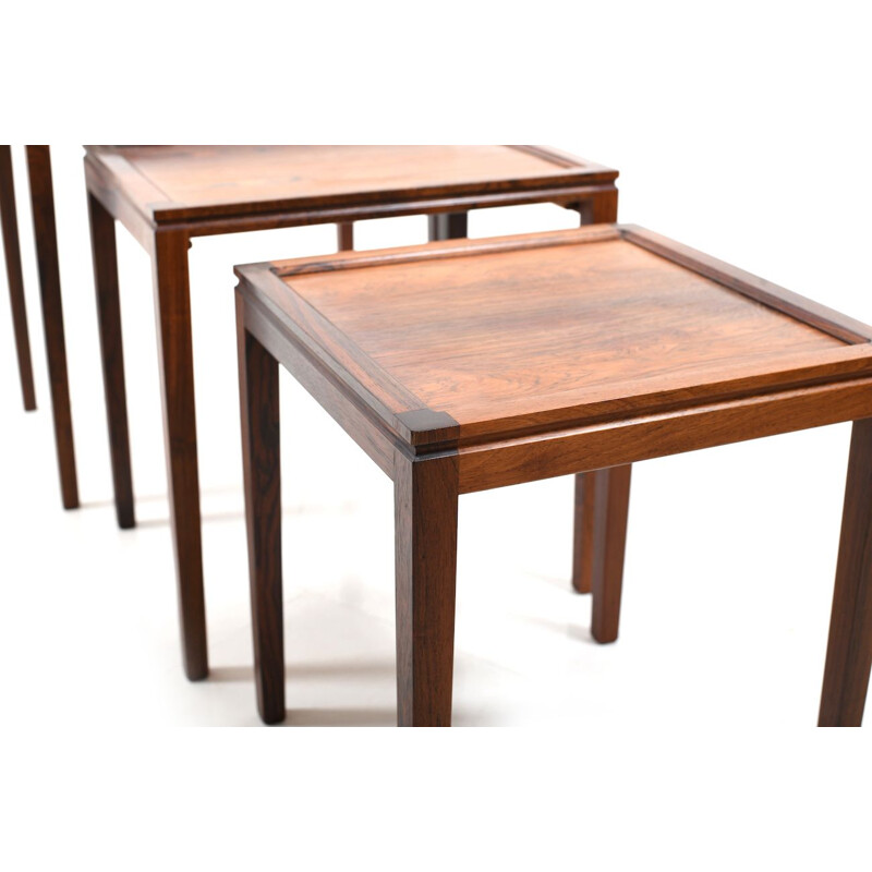 Set of 3 nesting tables in rosewood