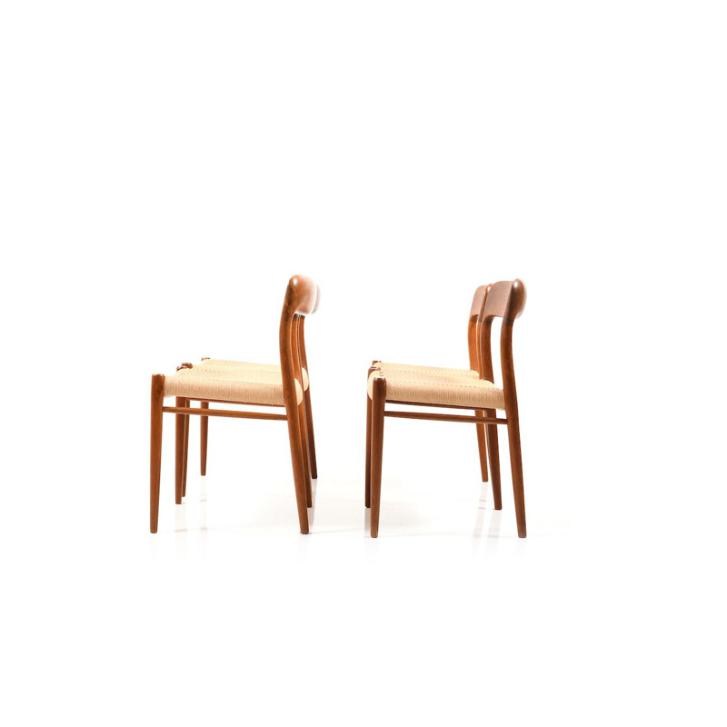 Set of 4 dining chairs in teak by Niels O. Moller