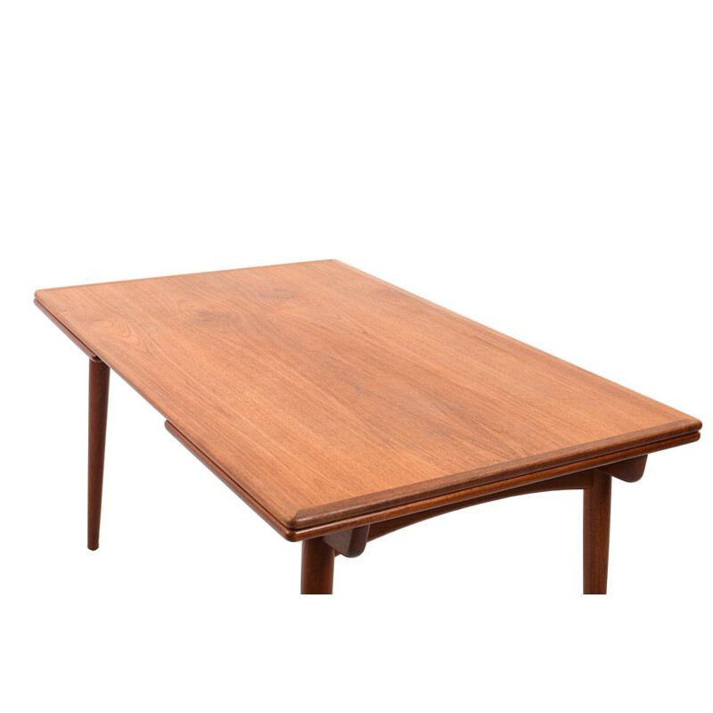 AT-312 table in teak by Hans J. Wegner