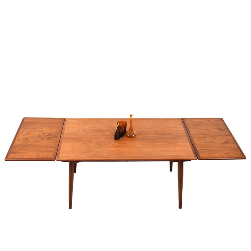 AT-312 table in teak by Hans J. Wegner