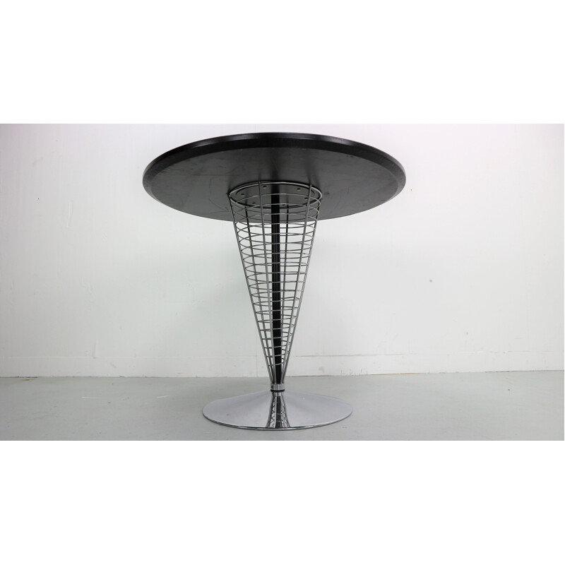 Vintage side table "wire cone" by Verner Panton for Fritz Hansen