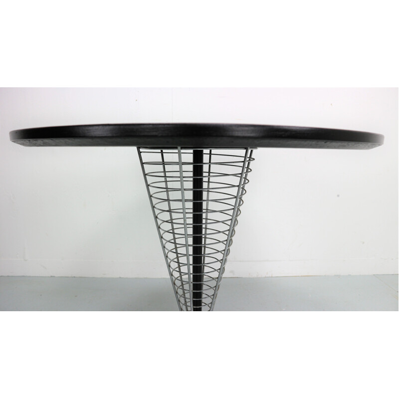 Vintage side table "wire cone" by Verner Panton for Fritz Hansen