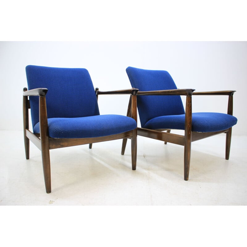 2 fauteuils vintage bleus par Edmund Homa