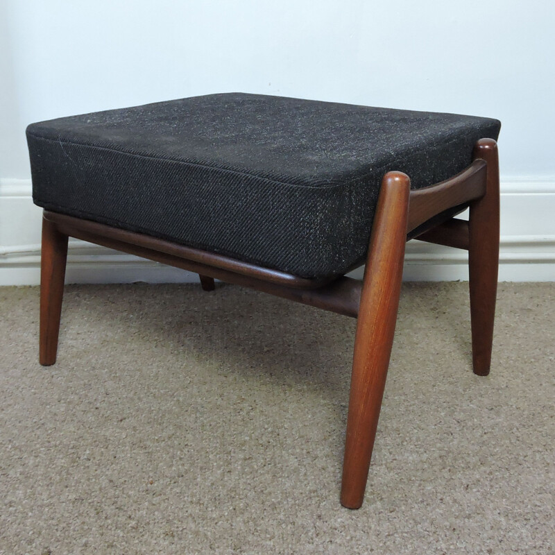 Vintage black Ottoman, made in teak and fabric, by Hans Wegner for GETAMA