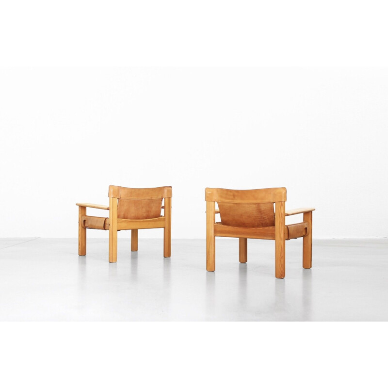 Set of 2 vintage lounge chairs by Bernt Petersen