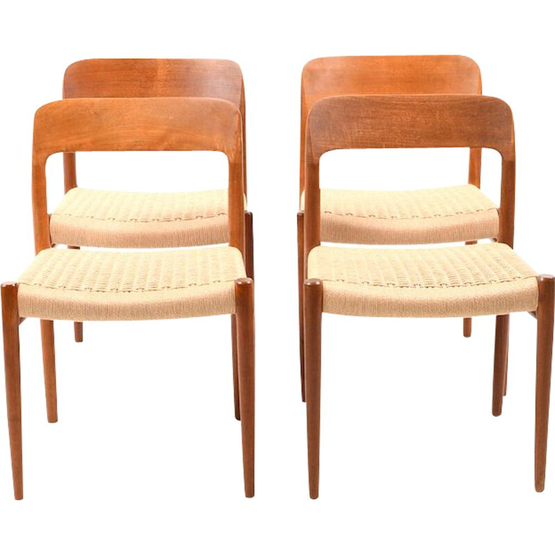 Set of 4 dining chairs in teak by Niels O. Moller