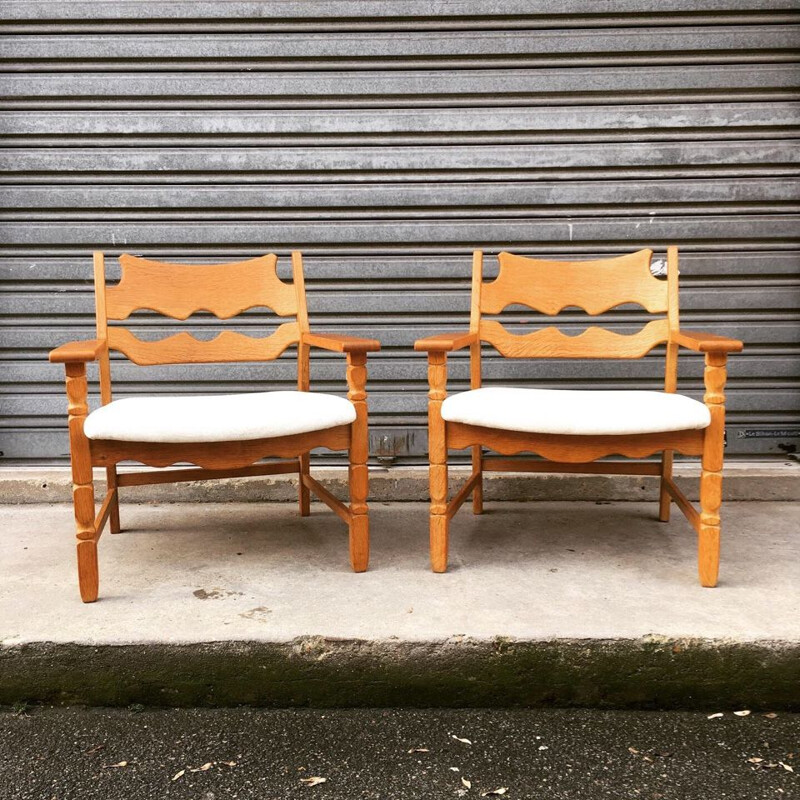 Pair of "Razor blade" chairs by Henning Kjaernulf made of alpaca velvet