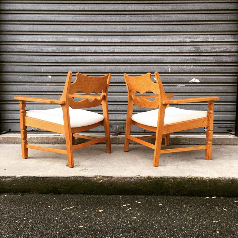 Pair of "Razor blade" chairs by Henning Kjaernulf made of alpaca velvet