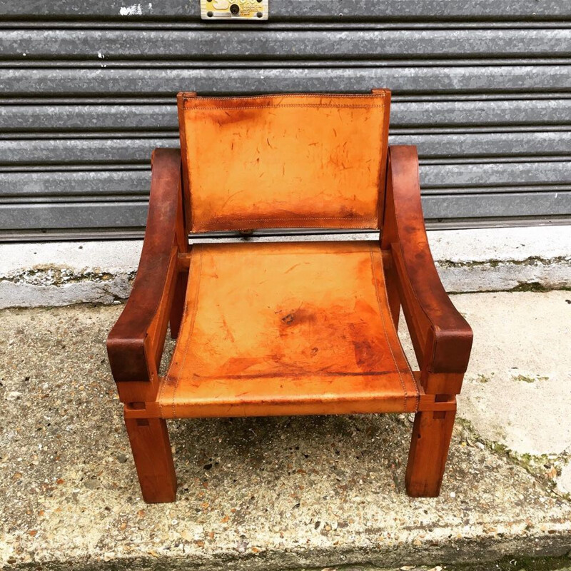 Fauteuil vintage S10 "Sahara" en cuir et orme par Pierre Chapo Circa 1960