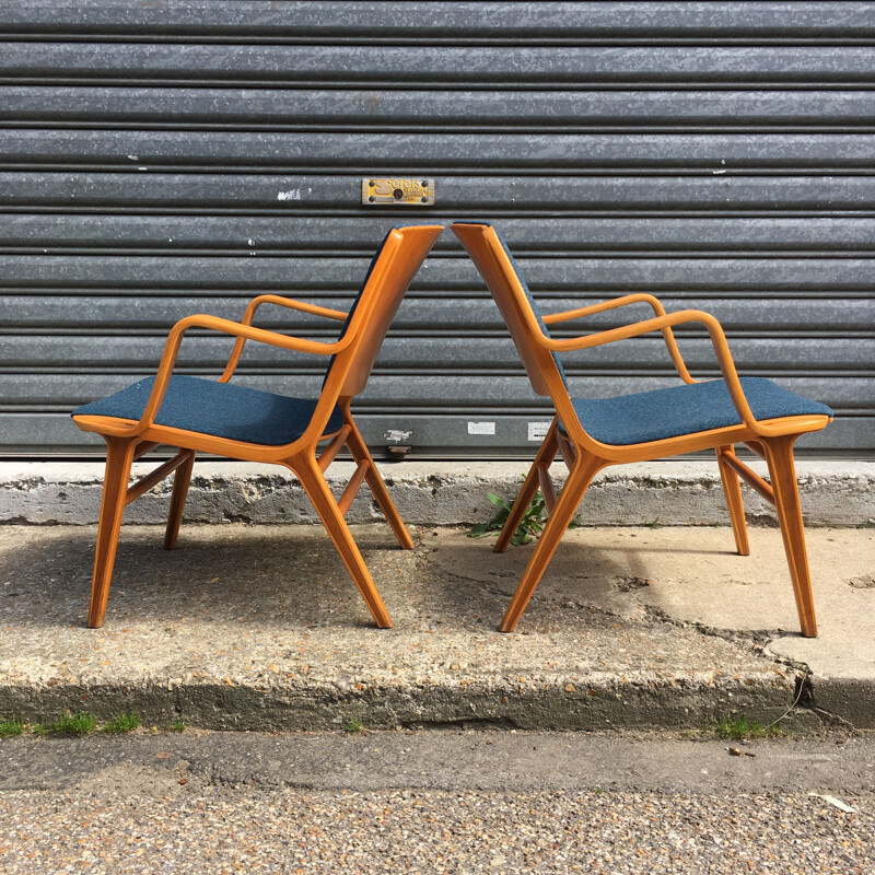 Pair of vintage blue AX armchairs by Peter Hvidt edition Fritz Hansen circa 1960