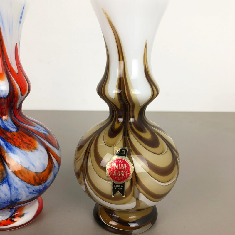 Ensemble de 2 vases vintage italiens art pop en opaline 1970