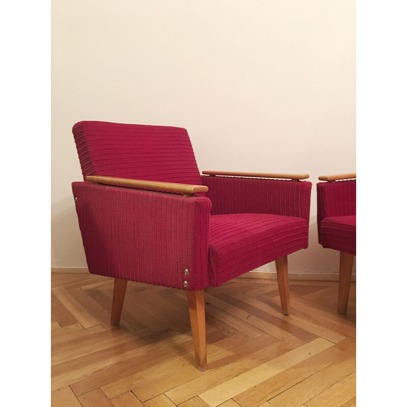 Pair of vintage armchairs in red fabric