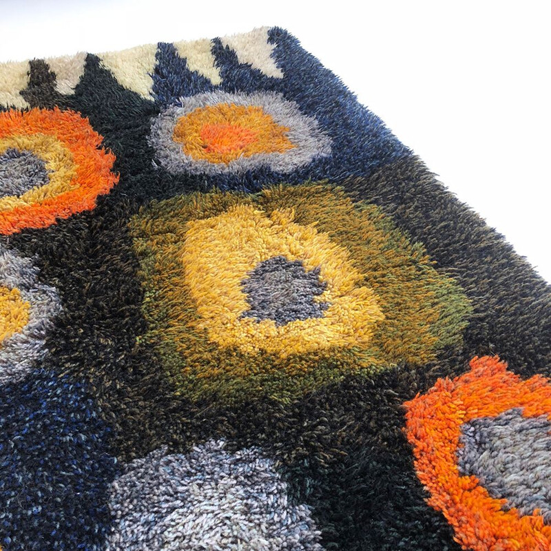 Vintage scandinavian multicoloured pop art carpet in cotton