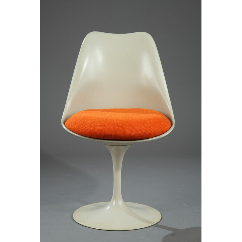 Chaise vintage Tulipe pour Knoll en métal beige et tissu orange